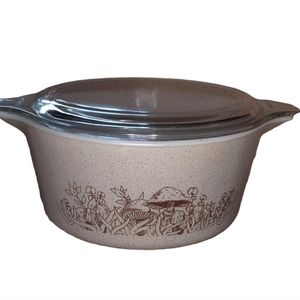 Vintage Pyrex 1.5L Forest Fancies Mushroom Casserole Dish 474-B